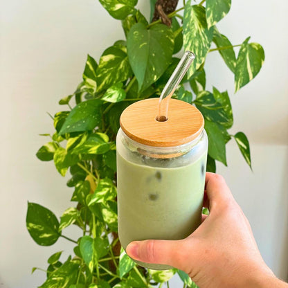 Vaso de Vidrio con Tapa de Bambú y Pajita – Fresco y Natural (450 ml)